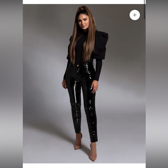 Brand: Love Labels   color: Black size: Small seen on Kylie Jenner but in pink - Picture 4 of 7